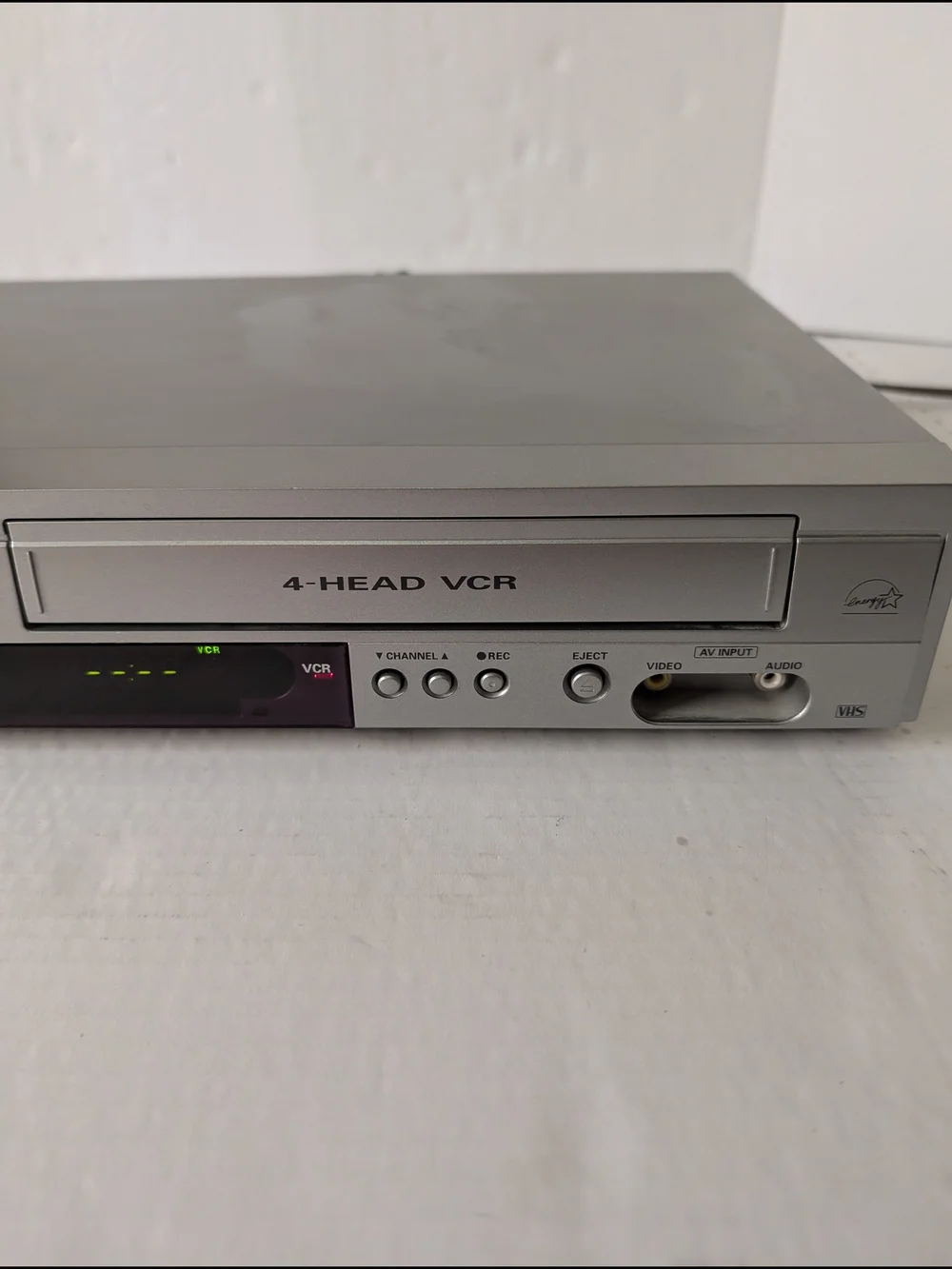 Sanyo DVD/VCR DVW-7100 _ No Remote
